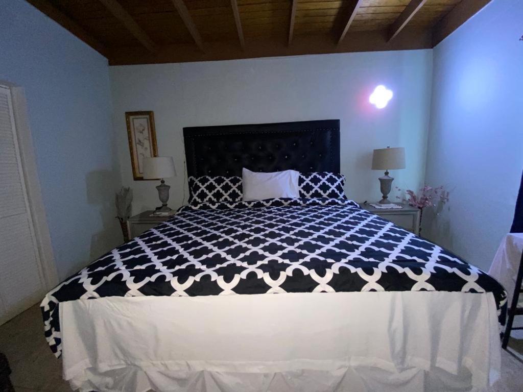 Portmore Esterno foto